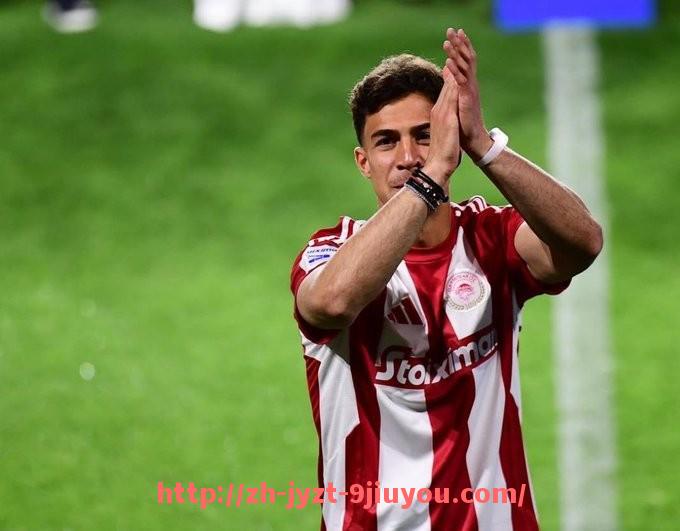 jiuyou九游娱乐-法甲赛季最具争议比赛结果盘点与判罚解读